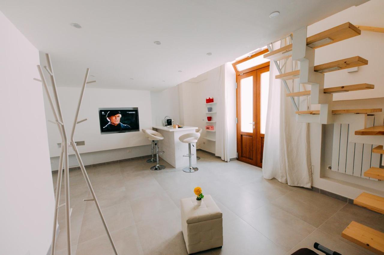Bed Casa Vacanza Via Gallipoli - Corte Bari Brindisi Zewnętrze zdjęcie