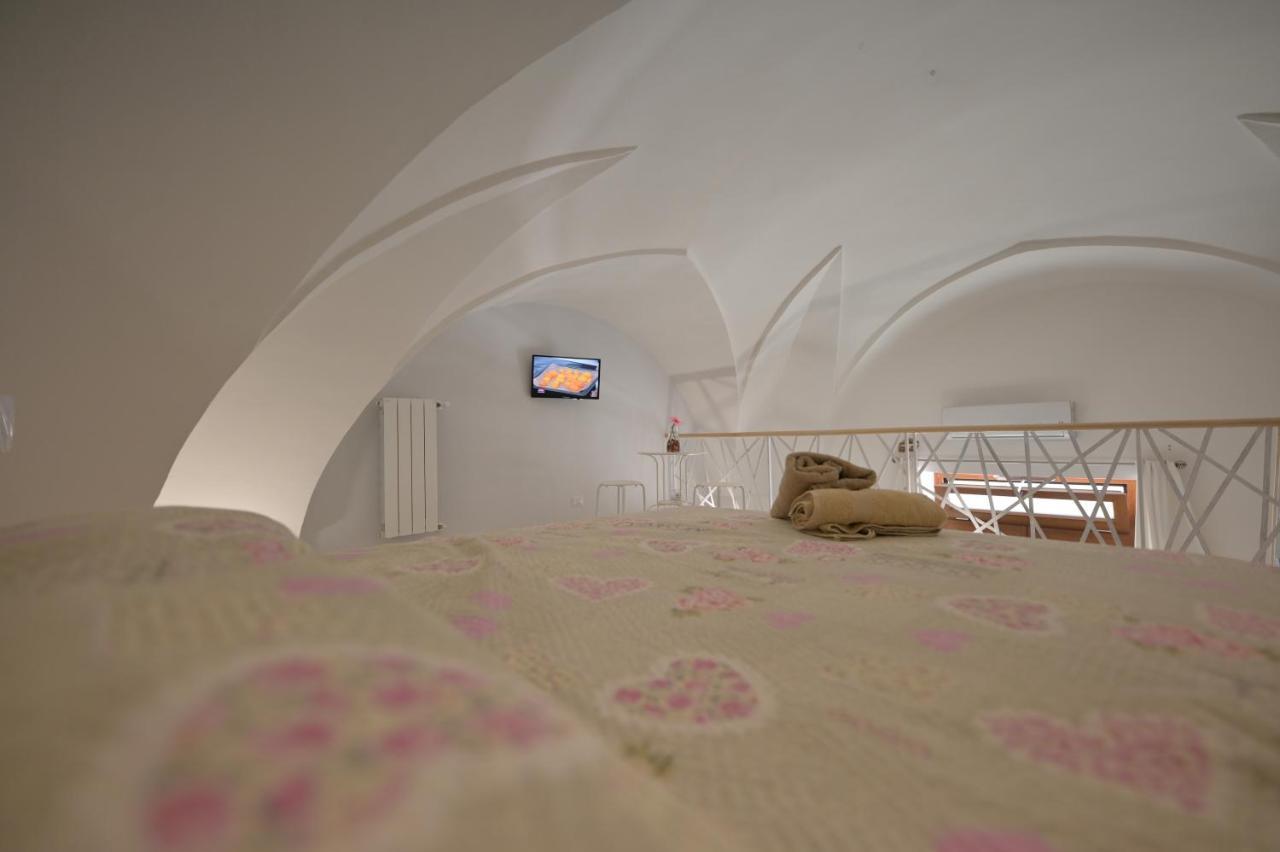 Bed Casa Vacanza Via Gallipoli - Corte Bari Brindisi Zewnętrze zdjęcie