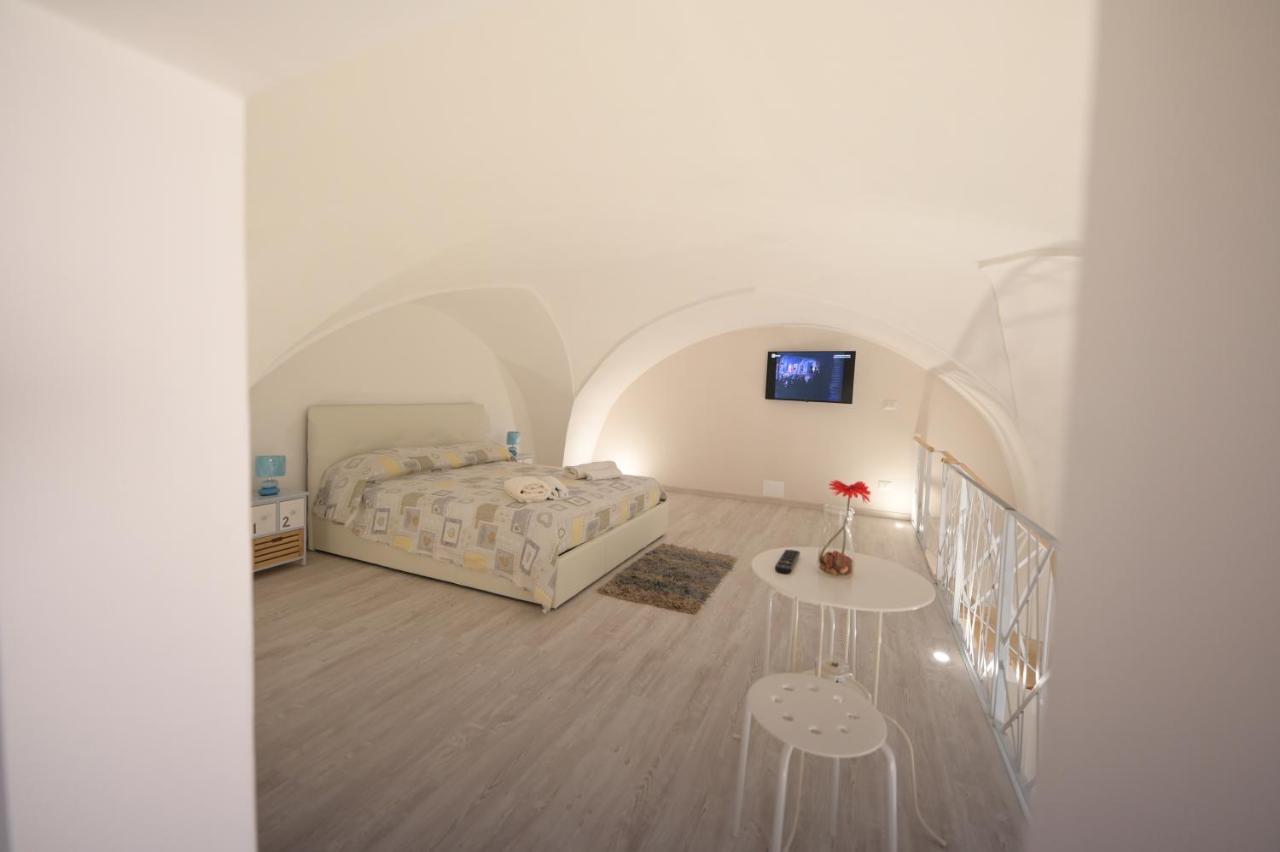 Bed Casa Vacanza Via Gallipoli - Corte Bari Brindisi Zewnętrze zdjęcie