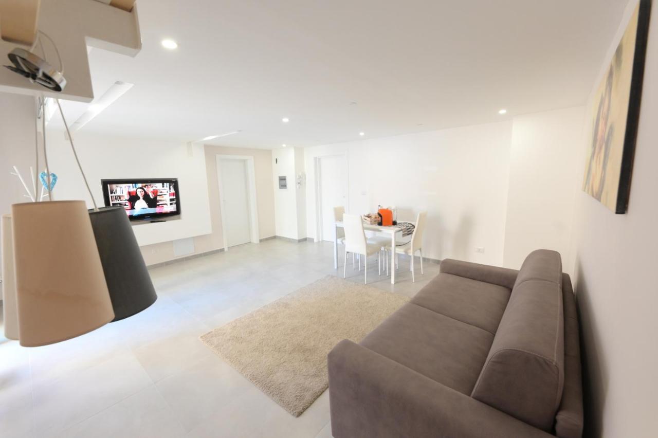 Bed Casa Vacanza Via Gallipoli - Corte Bari Brindisi Zewnętrze zdjęcie